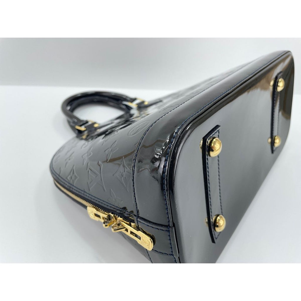 Louis Vuitton Handbag Alma — view 9
