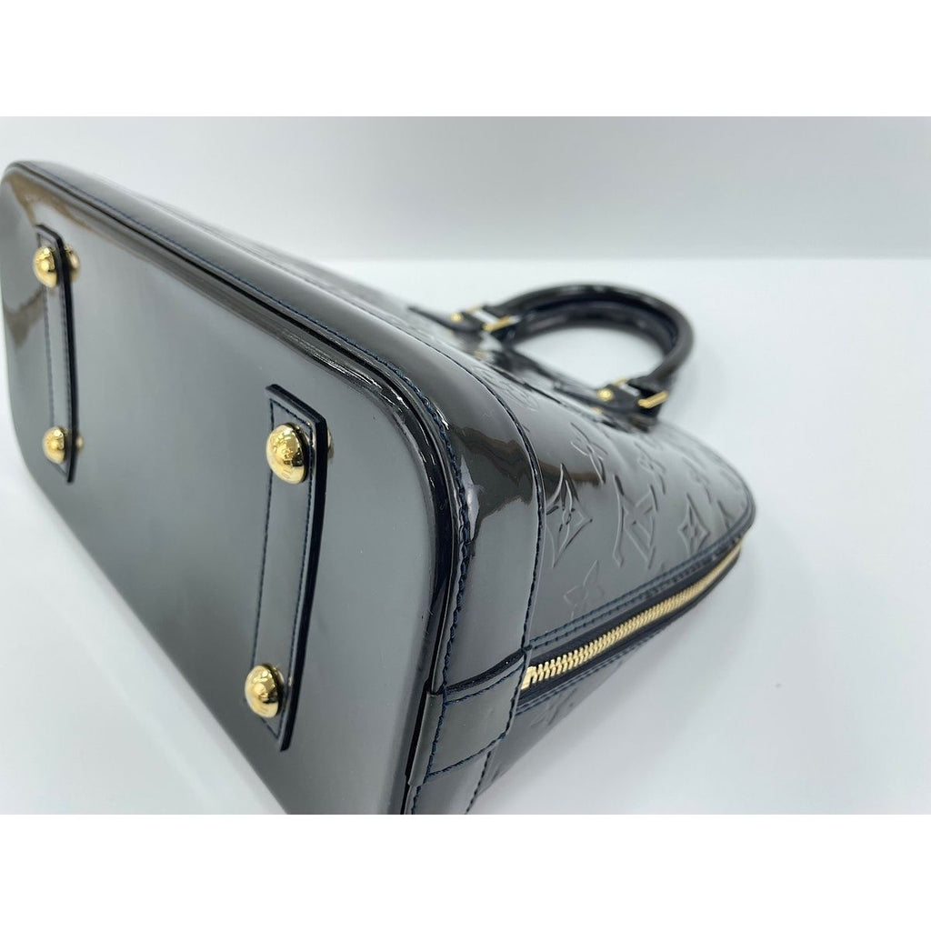 Louis Vuitton Handbag Alma — view 8