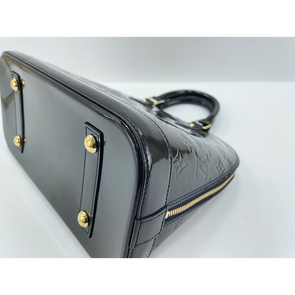 Louis Vuitton Handbag Alma — view 8