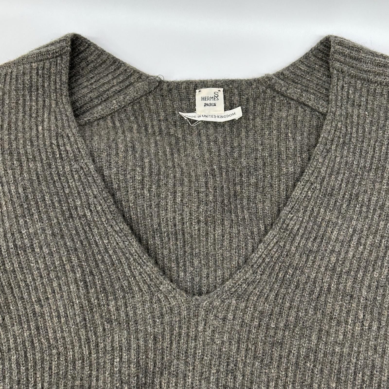 Hermes Era Cashmere V-neck Knit Sweater Solded 40 — view 6