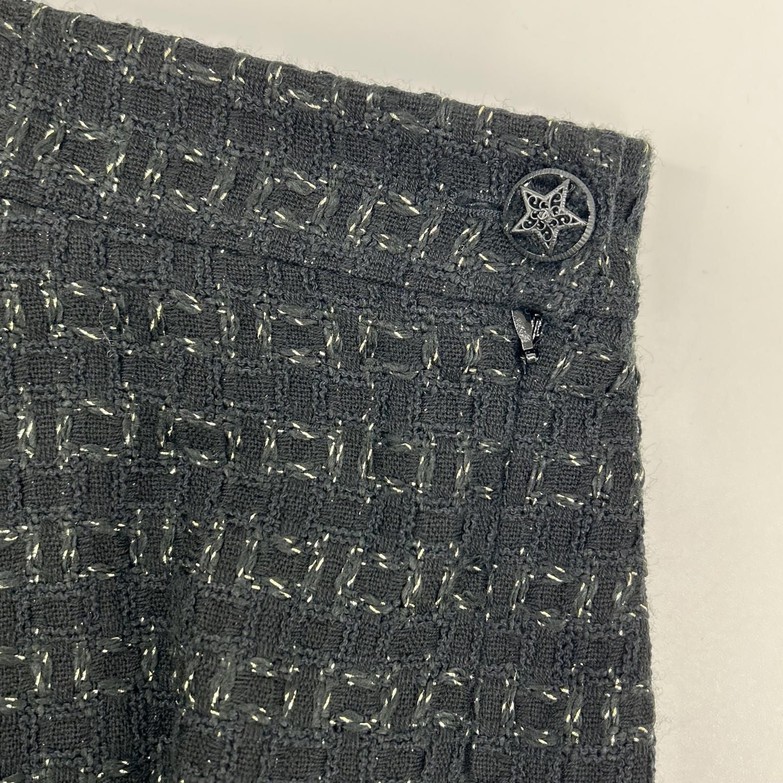 Chanel Tweed Skirt 40 — view 6