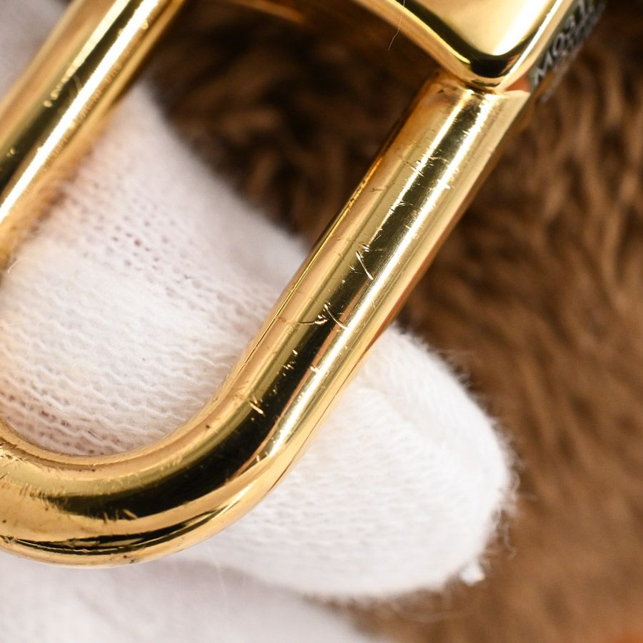 Louis Vuitton Charm LV Bear Keychain — view 7