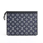 Louis Vuitton Clutch Pochette Voyage — view 3