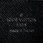 Louis Vuitton Clutch Pochette Voyage — view 6