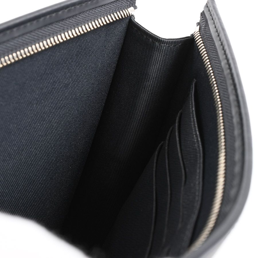 Louis Vuitton Clutch Pochette Voyage — view 7