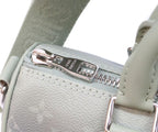 Louis Vuitton Monogram Gradient LV Fall Keepall Bandouliere 25 Boston — view 8