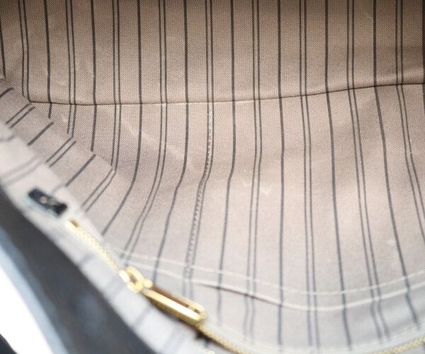Louis Vuitton Empreinte Black Atsie MM Shoulder — view 6