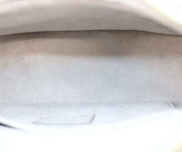 Louis Vuitton Empreinte Tourtelle Cream Bagatelle NM Shoulder — view 9