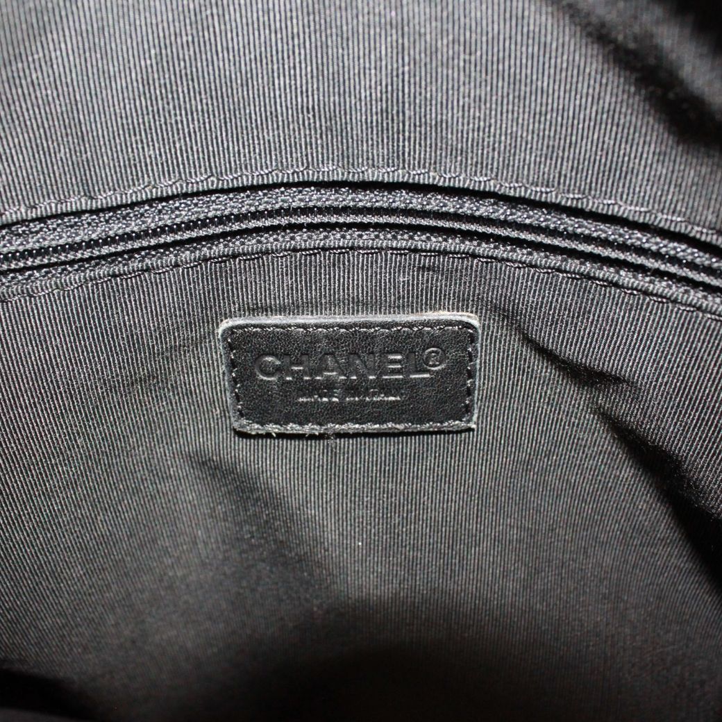 Chanel Wild Stitch Leather Black Handbag Silver — view 7