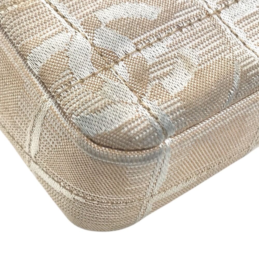 Chanel Shoulder Bag CC Logo Nylon Beige — view 5