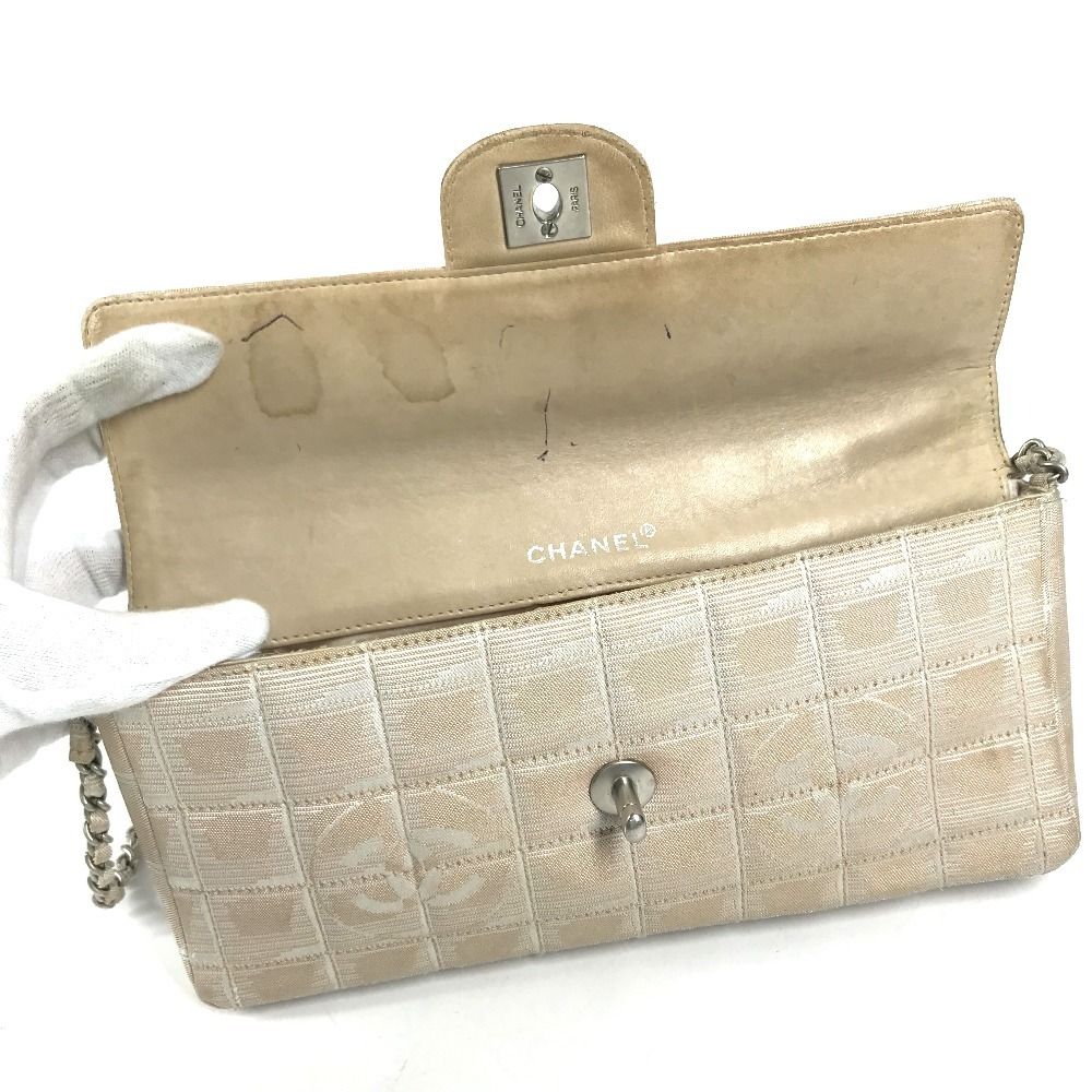 Chanel Shoulder Bag CC Logo Nylon Beige — view 6