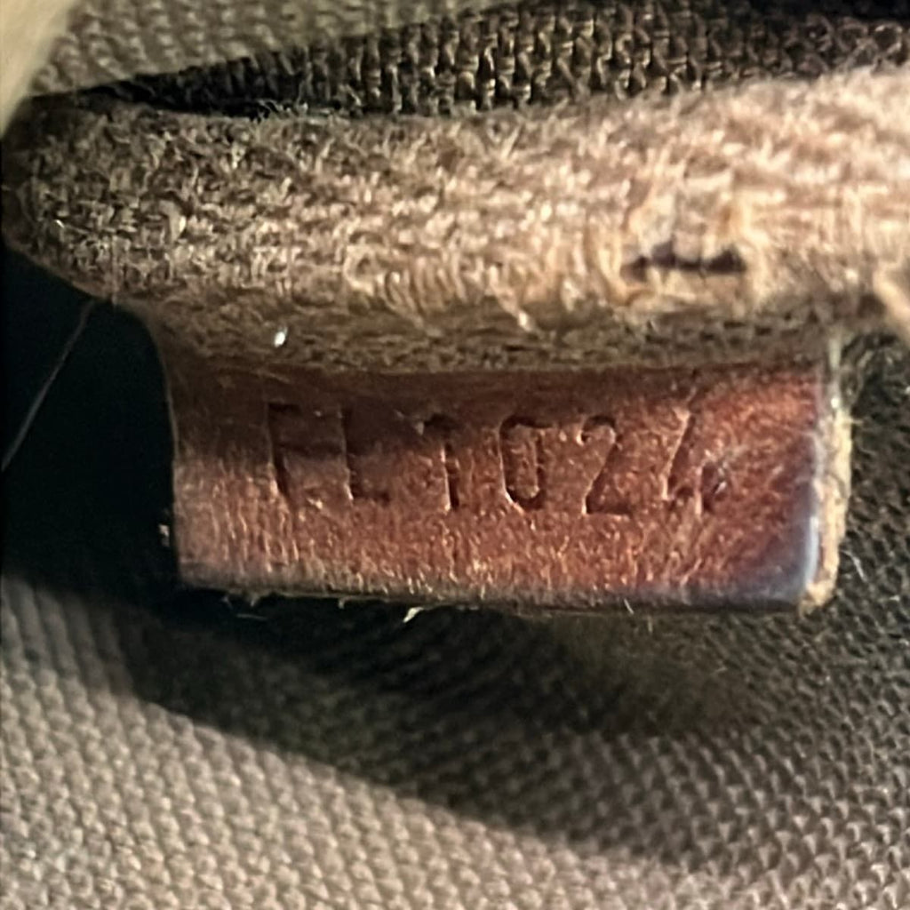 Louis Vuitton Handbag Monogram Mini Pochette — view 9