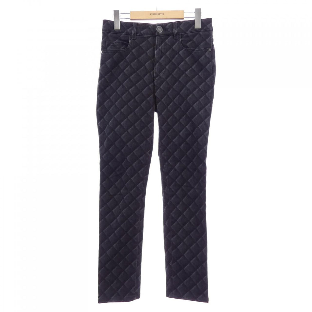 Chanel Jeans Black