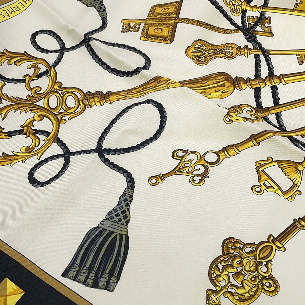Hermes Scarf Carre 90 Key Pattern les Cles Silk Black White Key Motif