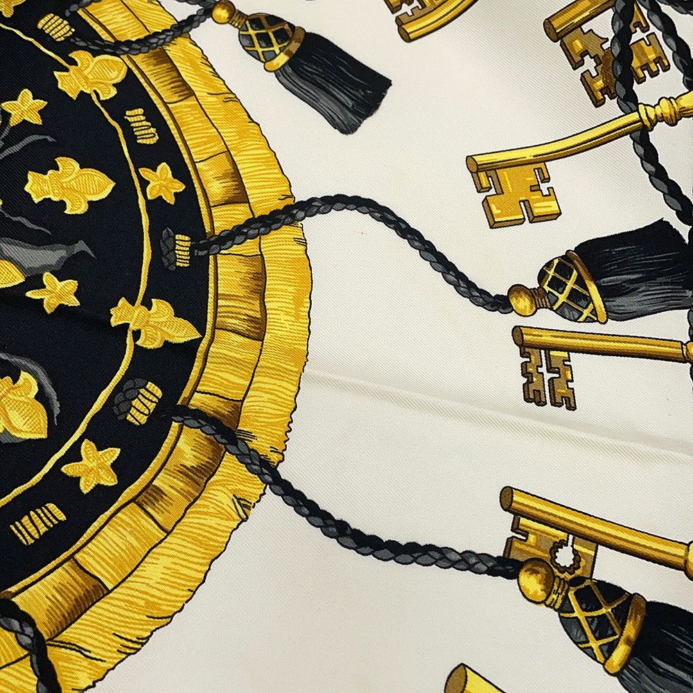 Hermes Scarf Carre 90 Key Pattern les Cles Silk Black White Key Motif