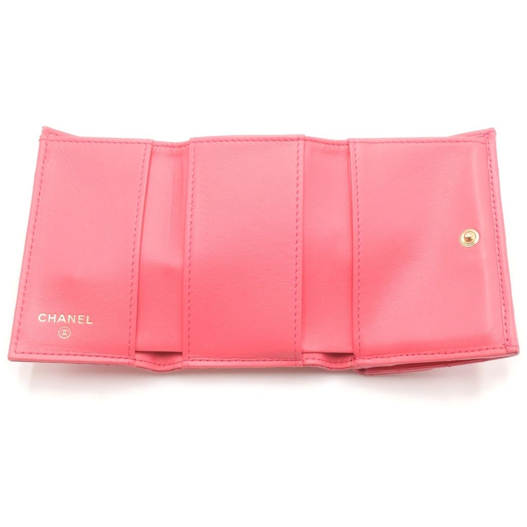 Chanel Quilted 2.55 Small Lambskin Flap Wallet Compact Trifold Pink — view 5