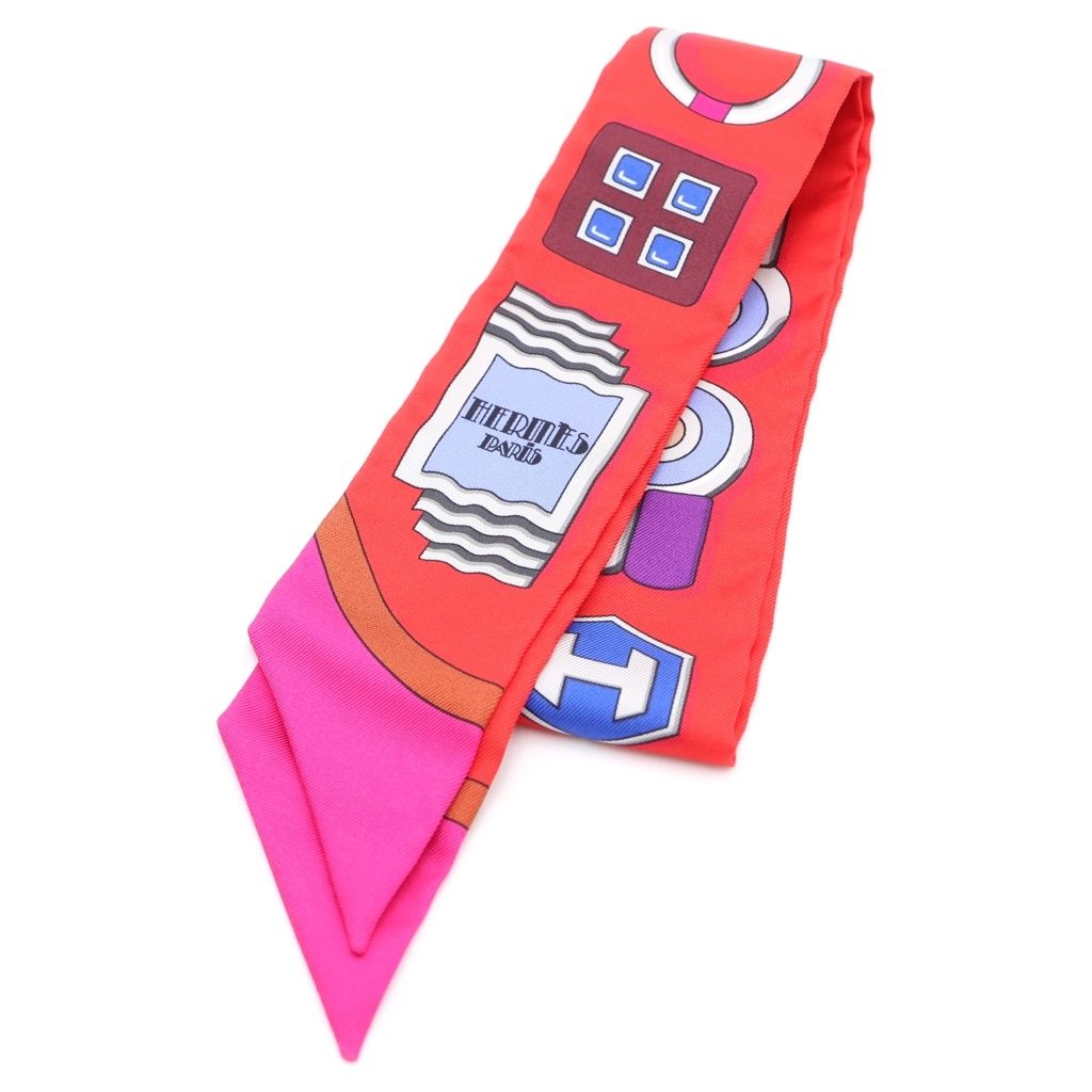 Hermes Carre en Boucles Twill Silk Scarf