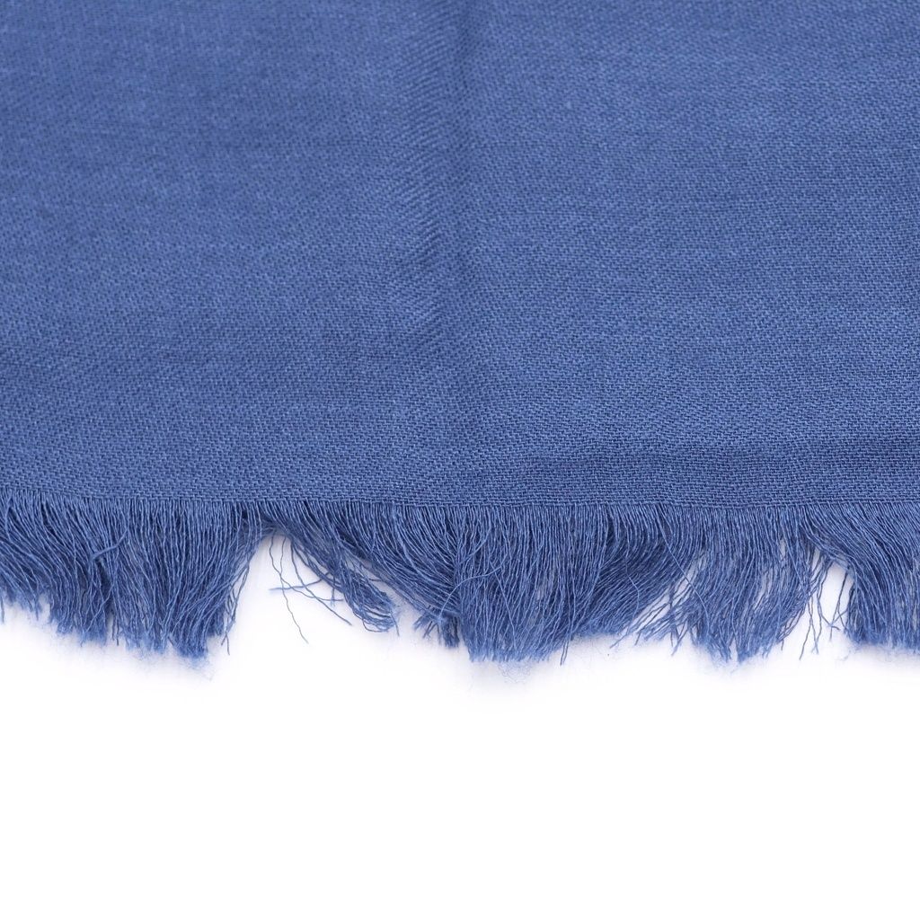 Gucci GG All Over Pattern Wool Silk Fringe Shawl Scarf Blue — view 2