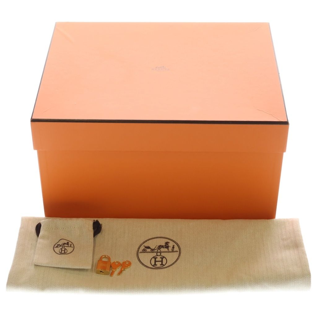 Hermes Picotin Lock MM Taurillon Clemence Gold Handbag — view 8