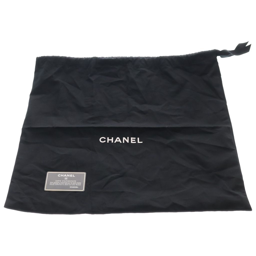 Chanel 19 Maxi Shiny Lambskin Shoulder Bag Black — view 9