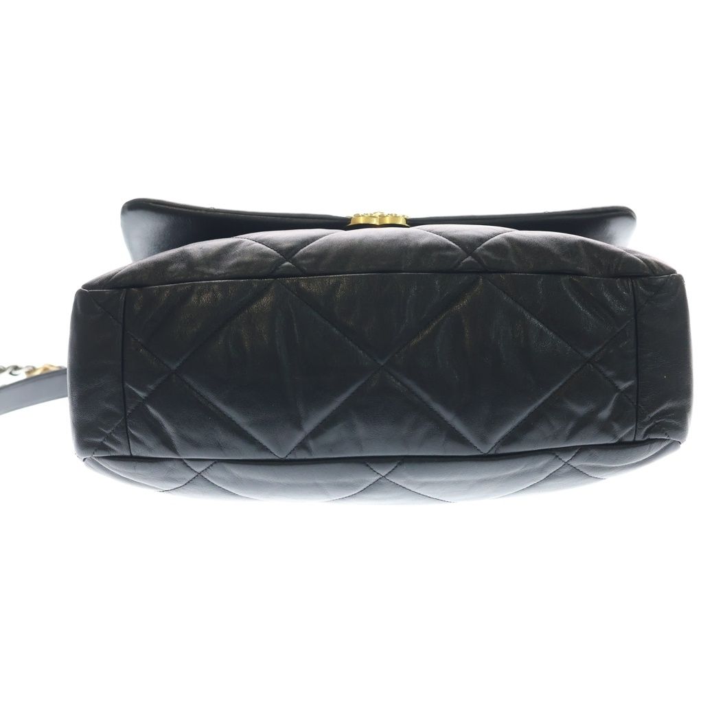 Chanel 19 Maxi Shiny Lambskin Shoulder Bag Black — view 4