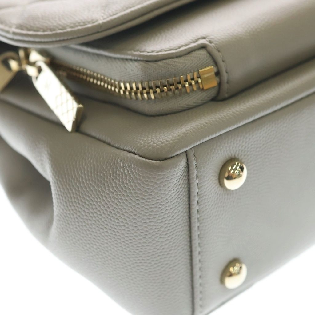 Chanel Quilted CC Logo Affinity 2-Way Chain Shoulder Bag Gray Jucavia Skin Gold — view 5