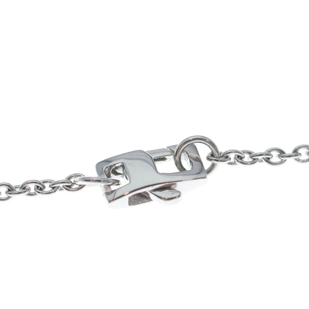 Louis Vuitton Pendentif Monogram Diamond Necklace 18k White Gold — view 4