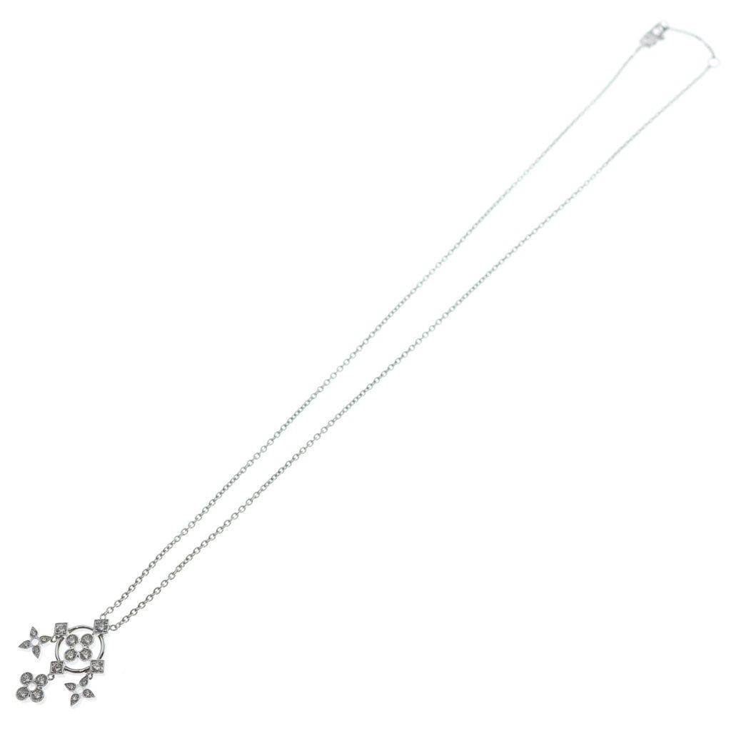 Louis Vuitton Pendentif Monogram Diamond Necklace 18k White Gold — view 2