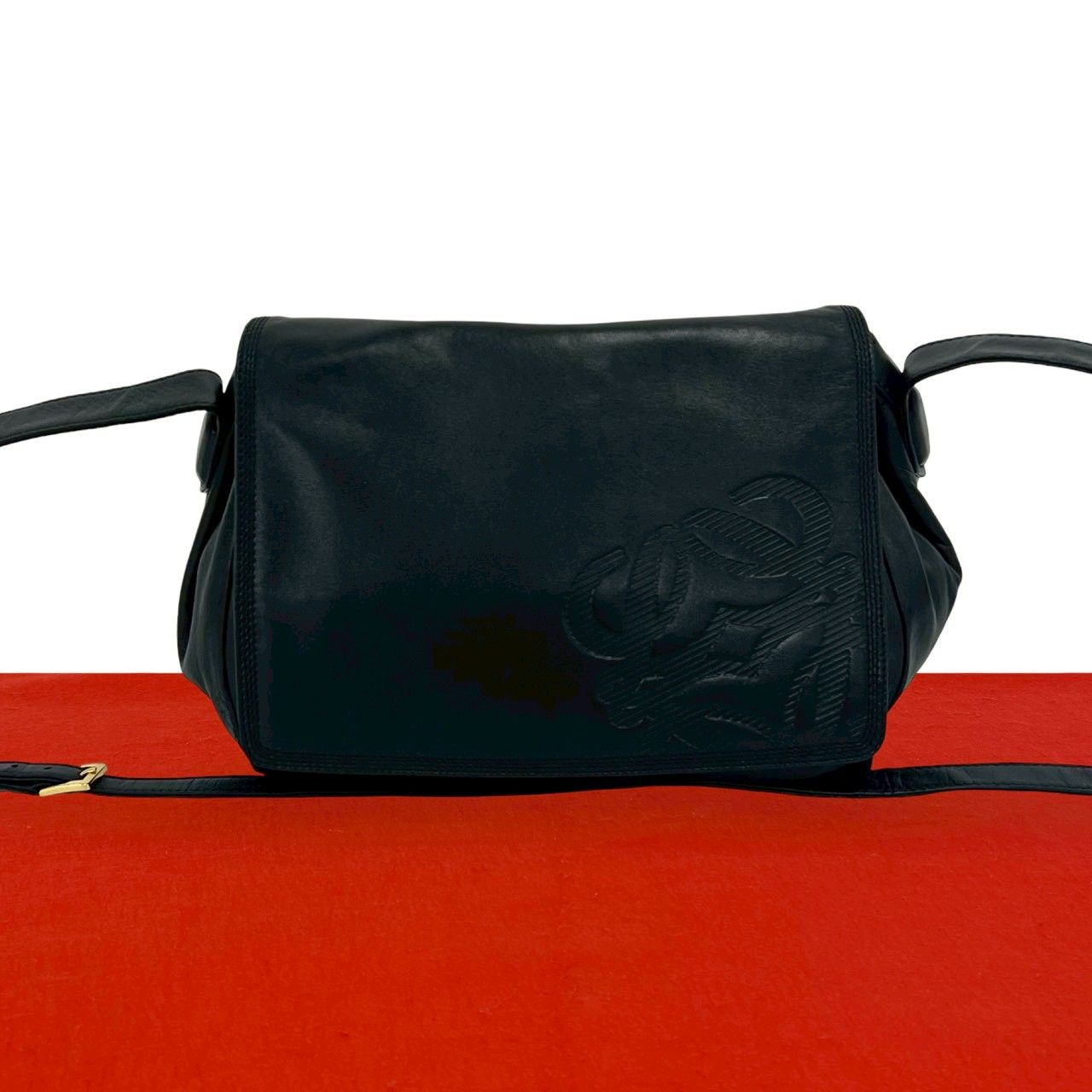 Loewe Anagram Logo Leather Drawstring Shoulder Bag Crossbody Pochette Cross