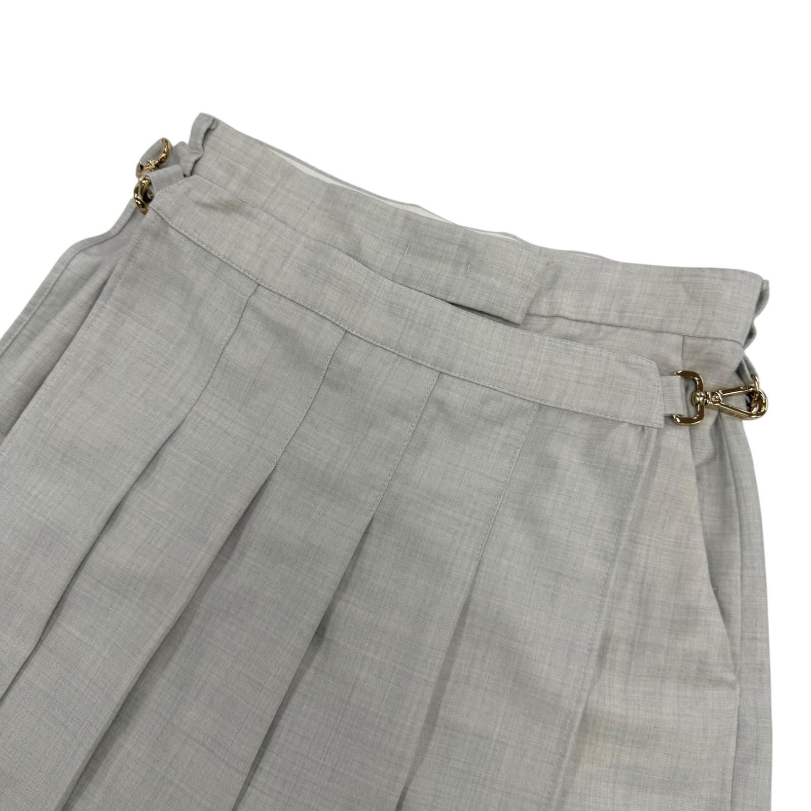 Fendi Wool High Waist Slim Fit Shorts Gray 36 — view 5