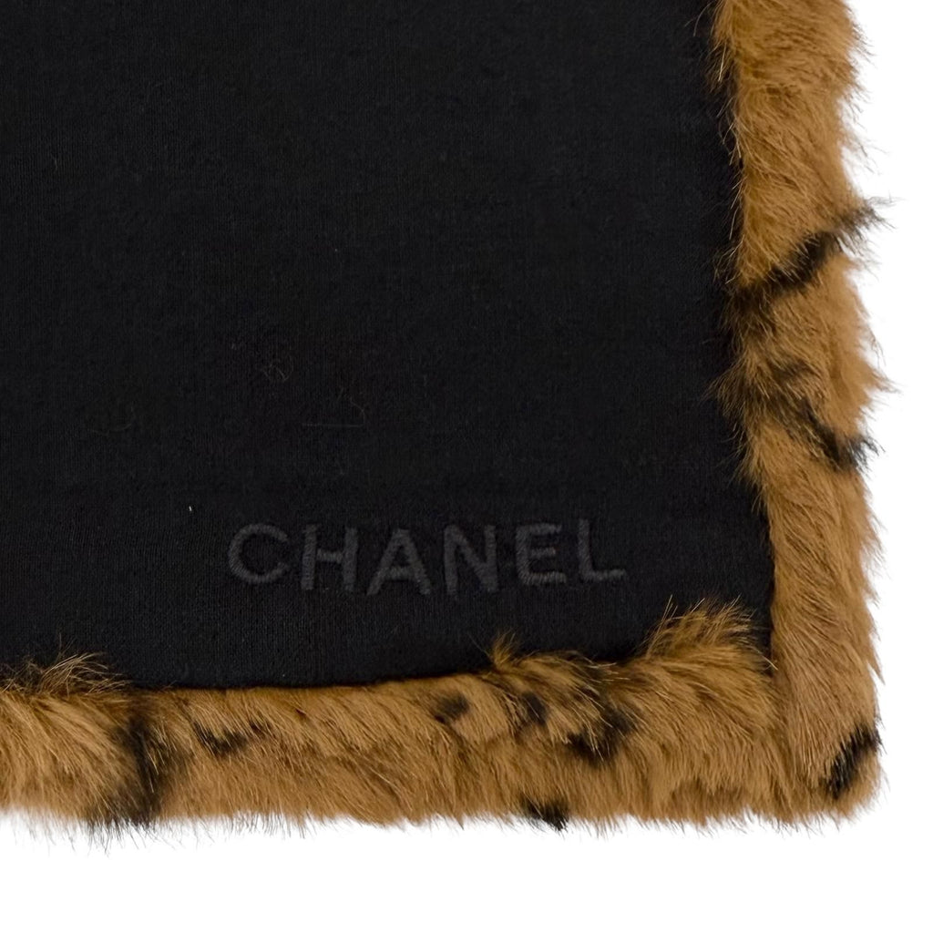 Chanel Vintage Wool Cotton Logo Embroidery Quilted Scarf — view 5