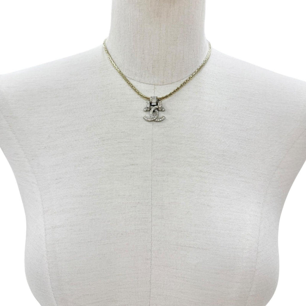 Chanel CC Logo Bijoux Decoration Necklace Choker Silver Gold — view 2