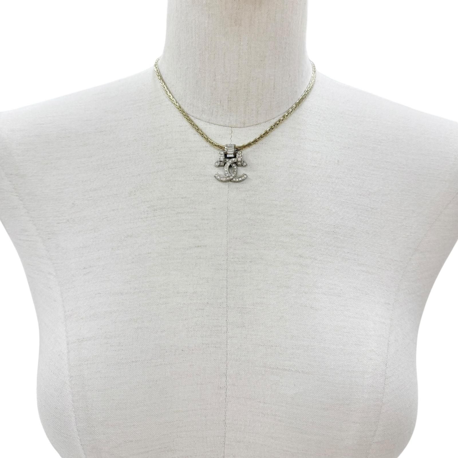 Chanel CC Logo Bijoux Decoration Necklace Choker Silver Gold — view 2