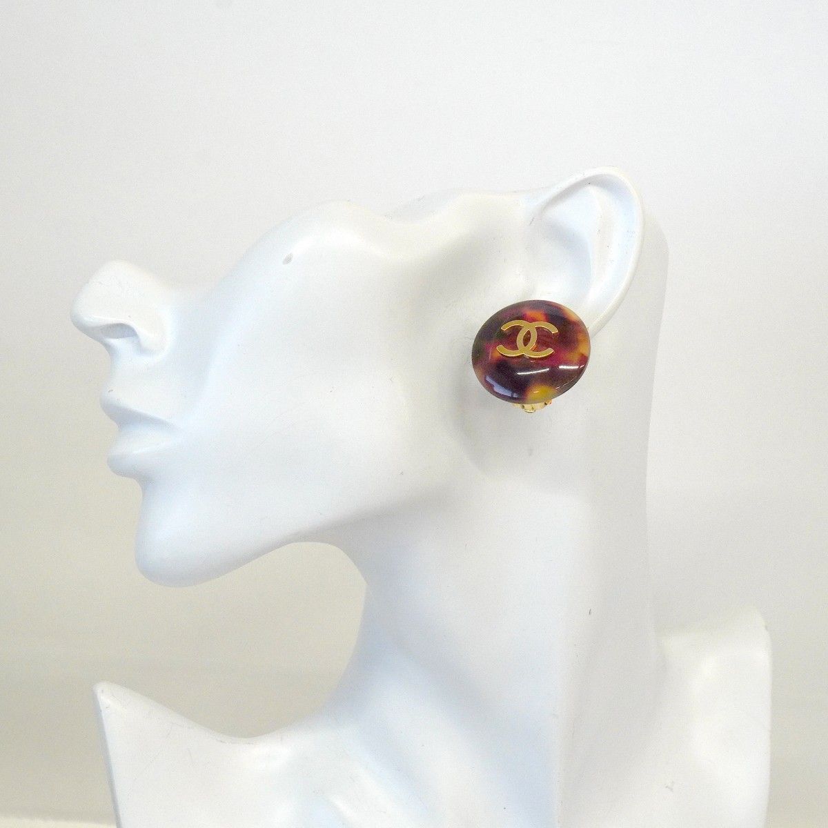 Chanel Earrings Vintage CC Logo Round — view 5