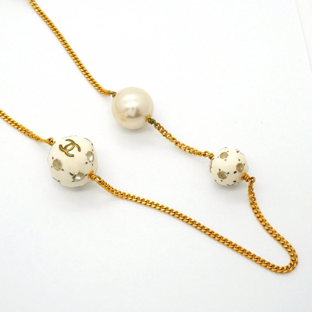 Chanel Necklace Vintage CC Logo Soccer Ball Motif Gold Plated Faux Pearl White — view 2