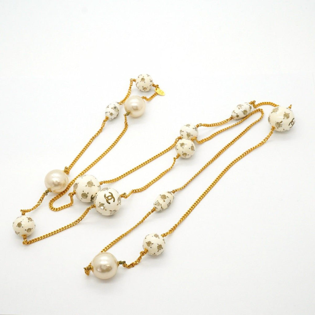 Chanel Necklace Vintage CC Logo Soccer Ball Motif Gold Plated Faux Pearl White — view 3