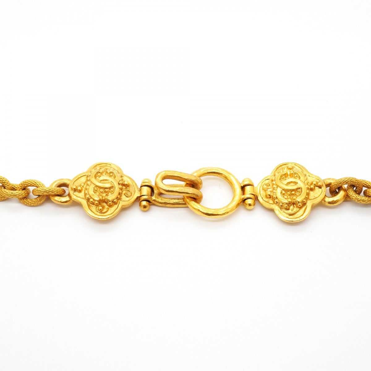 Chanel Necklace Vintage CC Logo Clover Motif Gold Plated — view 4