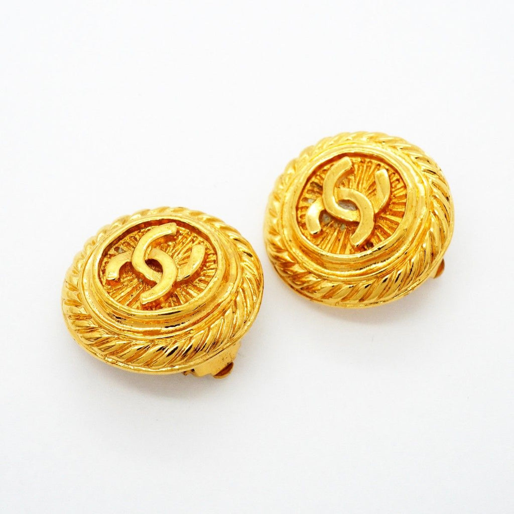 Chanel Earrings Vintage CC Logo Round — view 2