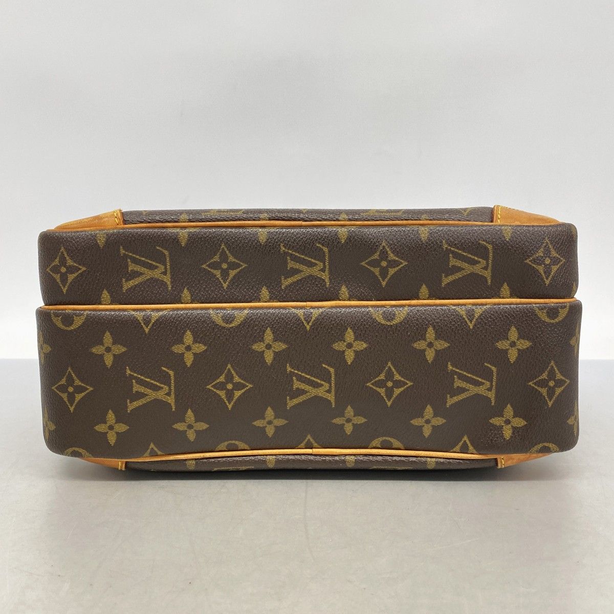 Louis Vuitton Shoulder Bag Monogram Nile Brown — view 3
