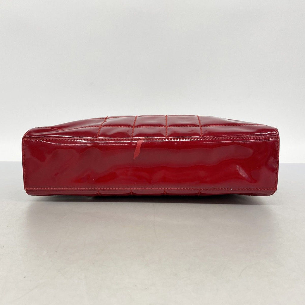 Chanel Shoulder Bag Choco Bar Patent Leather Red Gold — view 3