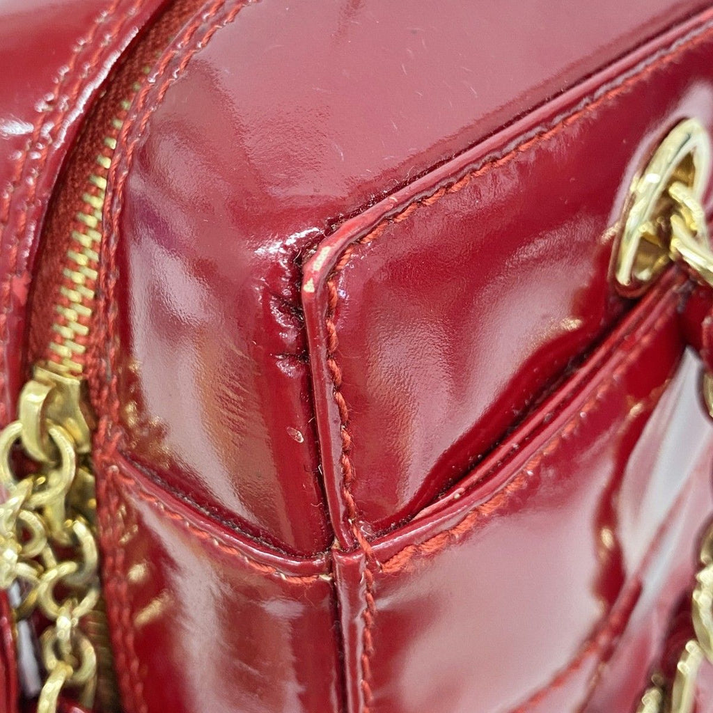 Chanel Shoulder Bag Choco Bar Patent Leather Red Gold — view 6