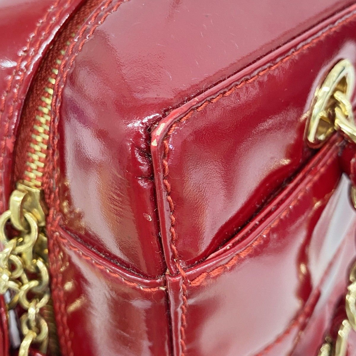 Chanel Shoulder Bag Choco Bar Patent Leather Red Gold — view 6