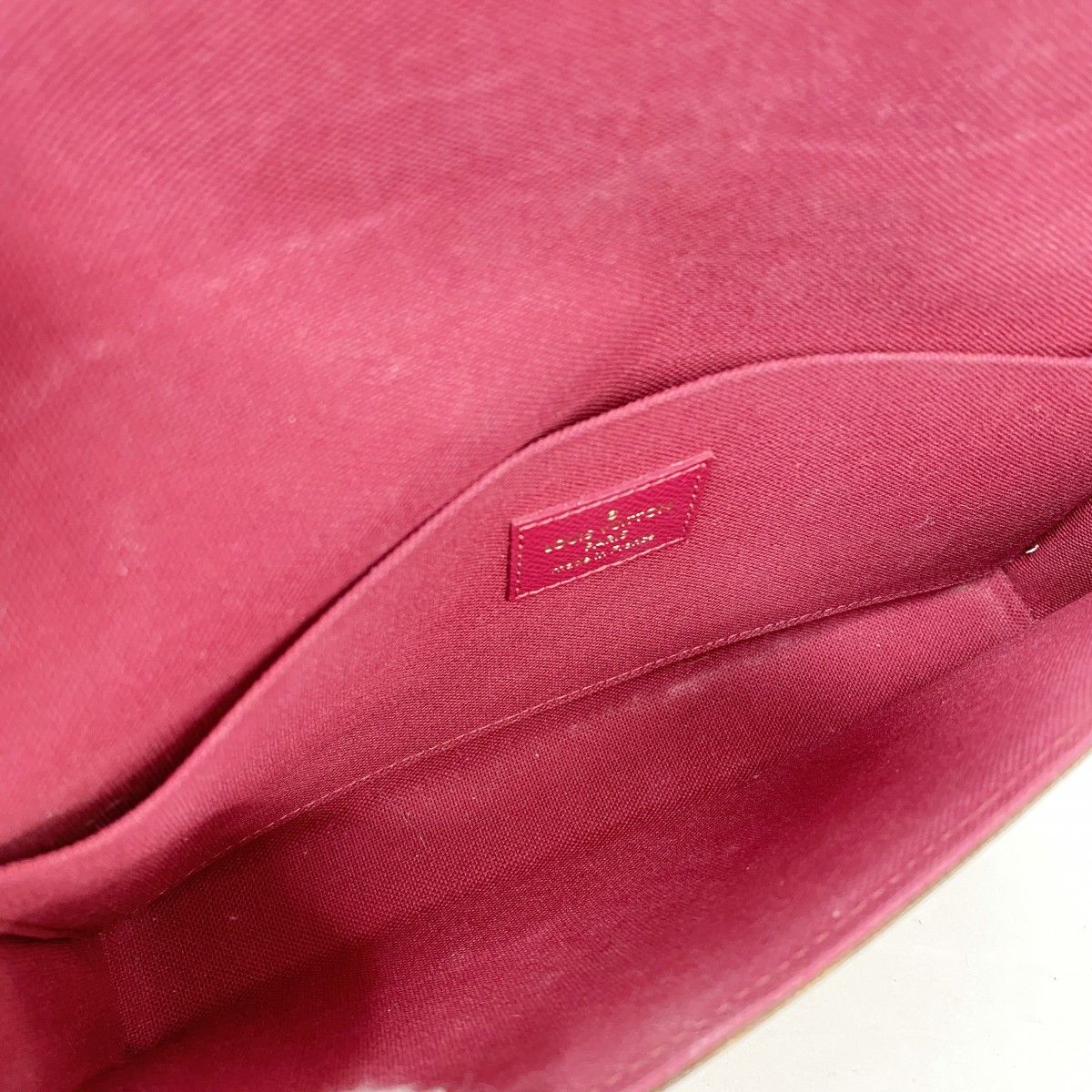 Louis Vuitton Shoulder Wallet Monogram Pochette Felicity Brown Fuchsia — view 3