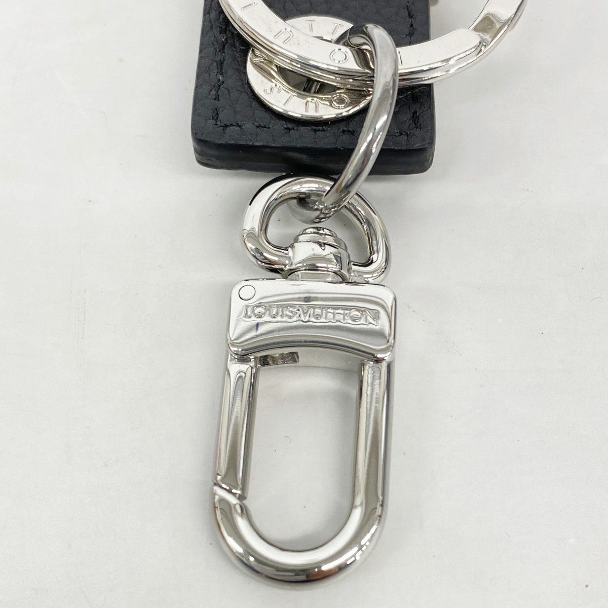 Louis Vuitton Key Holder Charm Taiga LV Oblique Ardoise — view 3