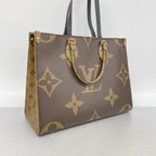 Louis Vuitton Tote Monogram Giant Reverse On The Go MM Brown 2-Way — view 2