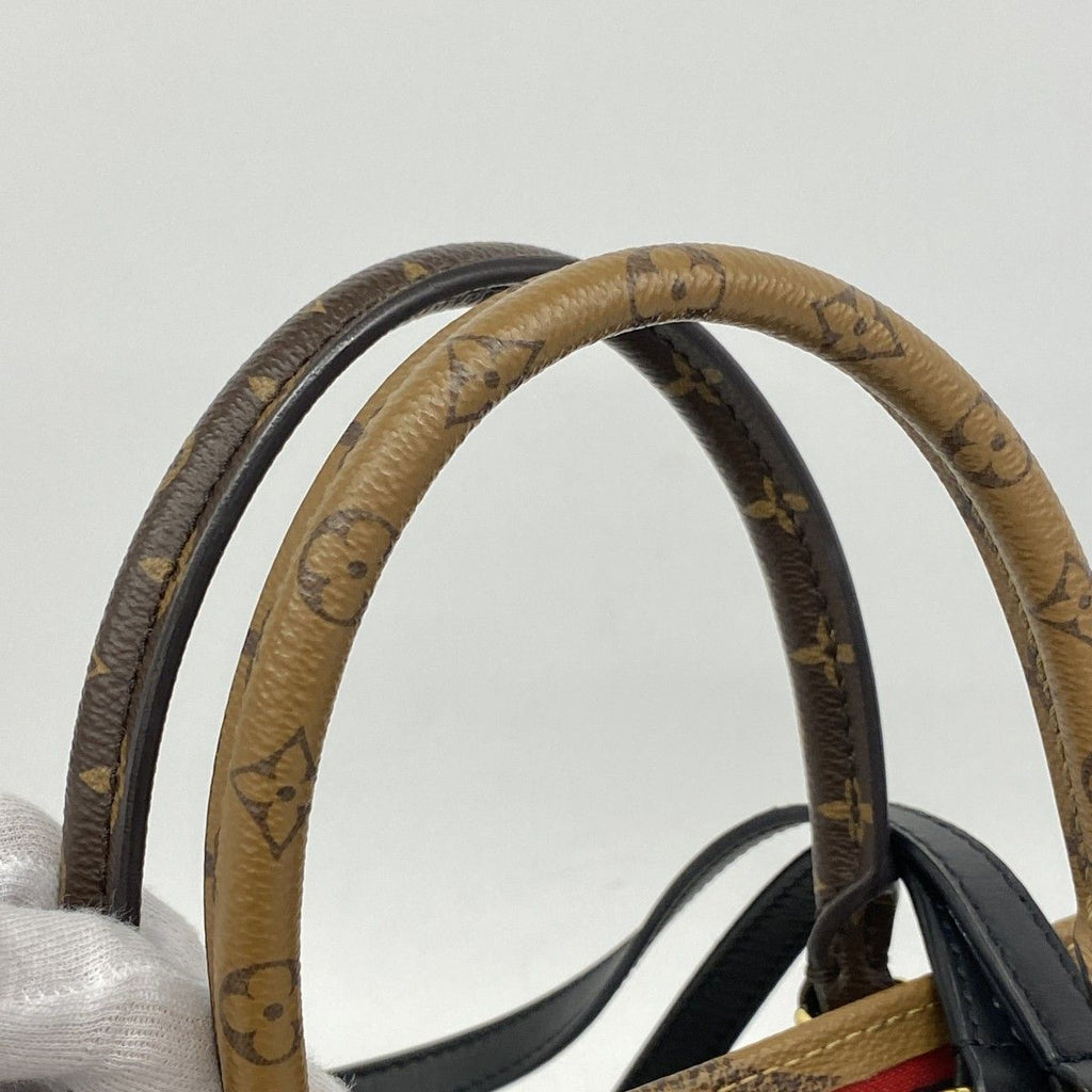Louis Vuitton Tote Monogram Giant Reverse On The Go MM Brown 2-Way — view 9