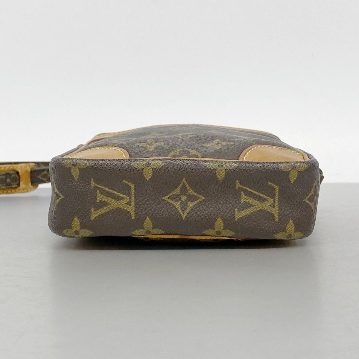 Louis Vuitton Shoulder Bag Monogram Danube Brown — view 3