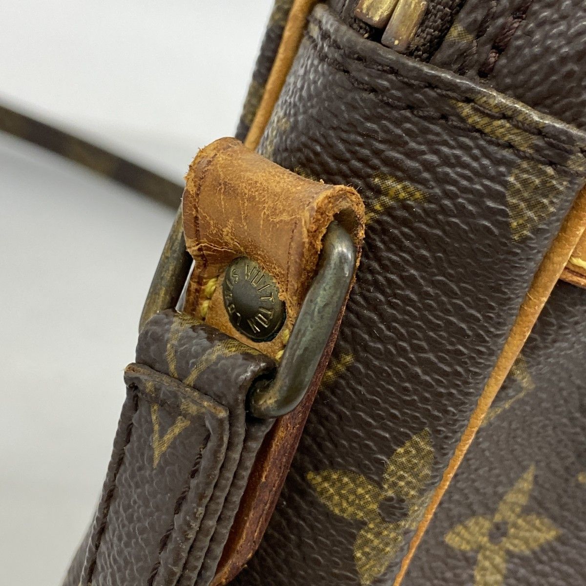 Louis Vuitton Shoulder Bag Monogram Danube Brown — view 7