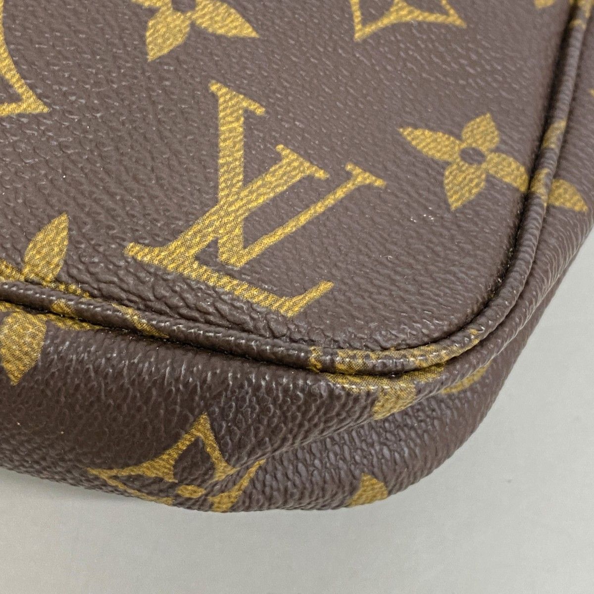 Louis Vuitton Pouch Monogram Pochette Brown — view 7