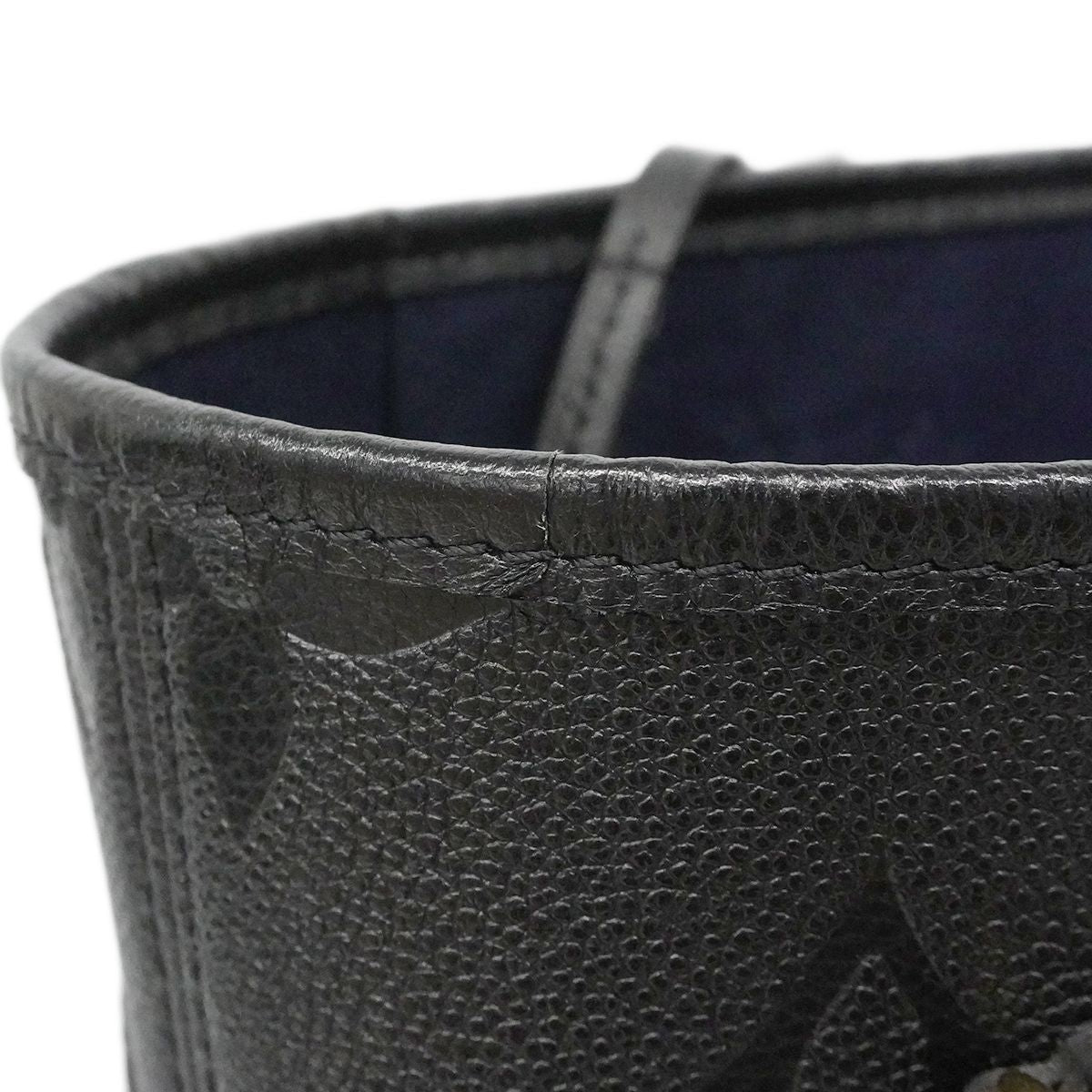 Louis Vuitton Tote Monogram Empreinte Neverfull MM Noir — view 7